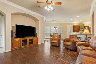 7 Lone Star Dr, Waco, TX 76708 - Photo 10