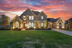 7 Lone Star Dr, Waco, TX 76708 - Photo 2