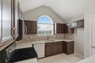 1800 Pine Ridge Dr, Bedford, TX 76021 - Photo 10