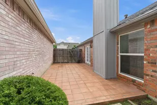 1800 Pine Ridge Dr, Bedford, TX 76021 - Photo 26