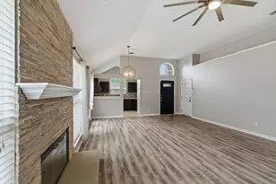 1800 Pine Ridge Dr, Bedford, TX 76021 - Photo 8