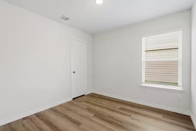 8009 Charlestown Lane, Fort Worth, TX 76140 - Photo 14