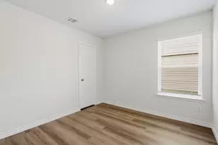 8009 Charlestown Ln, Fort Worth, TX 76140 - Photo 14