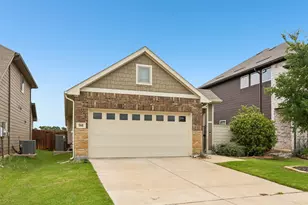568 Val Verde St, Aubrey, TX 76227 - Photo 32