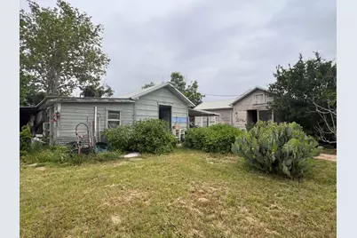 101 E Commerce Street, Gustine, TX 76455 - Photo 26