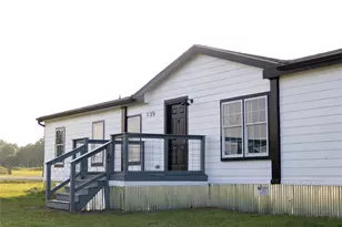 135 Paint Ct, Stephenville, TX 76401 - Photo 12