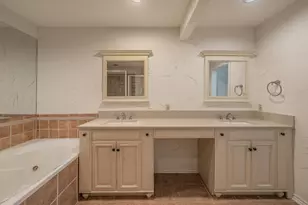 3704 Hulen Park Dr, Fort Worth, TX 76109 - Photo 36