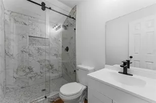 2732 McKenzie Ave, Waco, TX 76708 - Photo 20