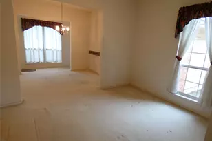 506 Baltusrol Cir, Garland, TX 75044 - Photo 4