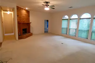 506 Baltusrol Cir, Garland, TX 75044 - Photo 10