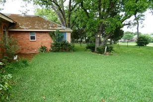 506 Baltusrol Cir, Garland, TX 75044 - Photo 22