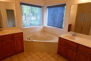 506 Baltusrol Cir, Garland, TX 75044 - Photo 18