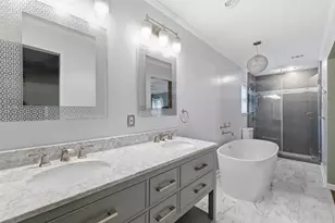 8721 Irongate Dr, North Richland Hills, TX 76182 - Photo 20