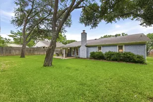 8721 Irongate Dr, North Richland Hills, TX 76182 - Photo 32