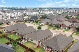 110 Garden Grove Dr, Waxahachie, TX 75165 - Photo 32
