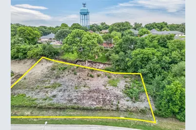 738 Sterling Drive, Benbrook, TX 76126 - Photo 6
