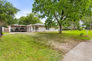 245 Parkins St, Sulphur Springs, TX 75482 - Photo 2