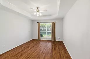 1213 Holly Hill Dr, Grand Prairie, TX 75052 - Photo 18