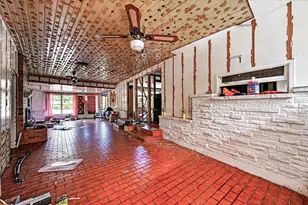 1148 Rock Creek Dr, Garland, TX 75040 - Photo 4