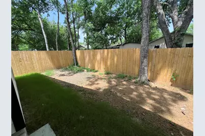 2811 Silkwood Street, Dallas, TX 75215 - Photo 18