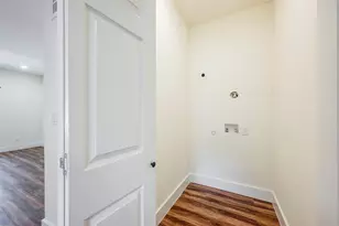3523 Herrling St, Dallas, TX 75210 - Photo 6