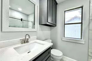 226 Lakeview Dr, Runaway Bay, TX 76426 - Photo 20