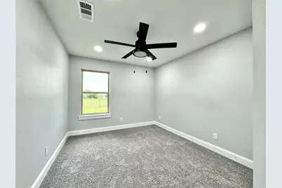 226 Lakeview Drive, Runaway Bay, TX 76426 - Photo 18
