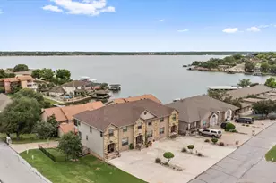 5250 Country Club Dr, Granbury, TX 76049 - Photo 2