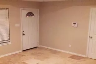 1111 N Houston St, Royse City, TX 75189 - Photo 2