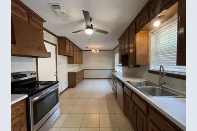 705 White Oak Lane, Arlington, TX 76012 - Photo 6