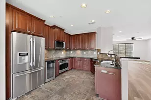 1527 Biltmore Ln, Irving, TX 75063 - Photo 10