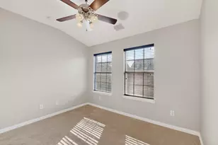1527 Biltmore Ln, Irving, TX 75063 - Photo 26