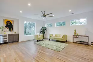 4310 Merrell Rd, Dallas, TX 75229 - Photo 14