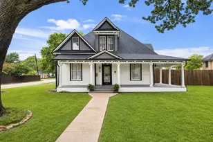 514 W Marvin Ave, Waxahachie, TX 75165 - Photo 2