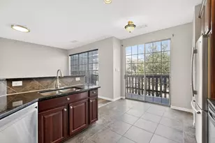 1527 Biltmore Ln, Irving, TX 75063 - Photo 12