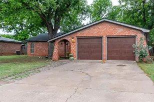 918 Meander St, Abilene, TX 79602 - Photo 2