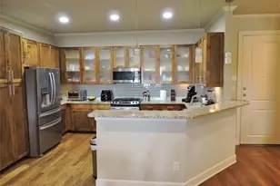 2800 Sandage Ave, Fort Worth, TX 76109 - Photo 10