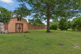 3305 Matador Dr, Garland, TX 75042 - Photo 32