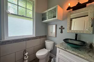 1219 N 16th St, Waco, TX 76707 - Photo 30