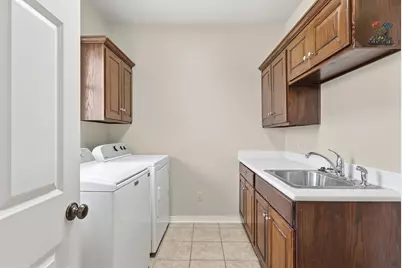 219 W Twin Creeks Trail, Troup, TX 75789 - Photo 32