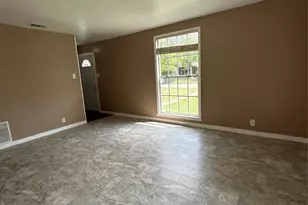 1607 McAdams Ave, Dallas, TX 75224 - Photo 2