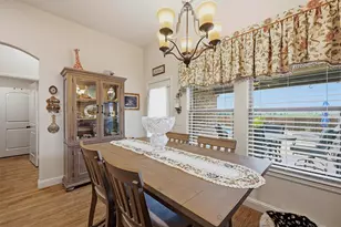 502 Pathfinder St, Collinsville, TX 76233 - Photo 12