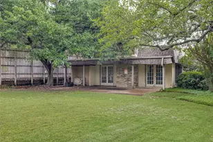 8560 Park Ln, Dallas, TX 75231 - Photo 24