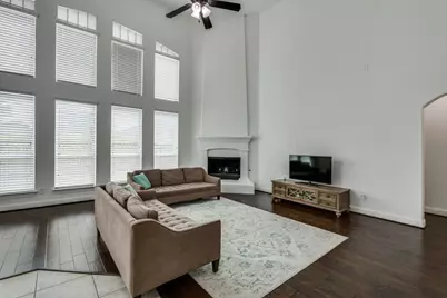 13225 Courtney Drive, Frisco, TX 75033 - Photo 4