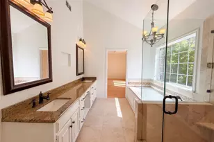 1708 Crockett Cir, Irving, TX 75038 - Photo 6