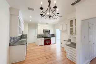 1708 Crockett Cir, Irving, TX 75038 - Photo 8