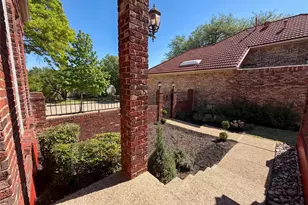 1708 Crockett Cir, Irving, TX 75038 - Photo 24