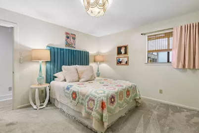 9530 Moss Haven Drive, Dallas, TX 75231 - Photo 22