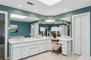 9530 Moss Haven Dr, Dallas, TX 75231 - Photo 10