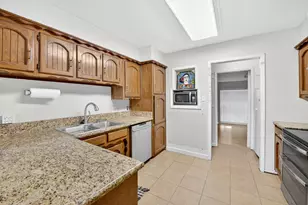 6905 Yorkston St, Watauga, TX 76148 - Photo 14